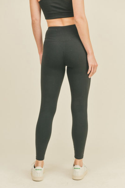 V Crisscross High-Rise Leggings