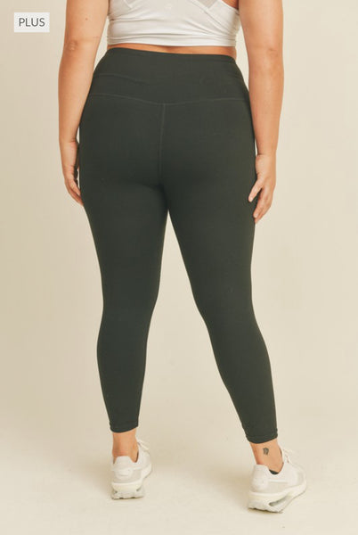 Plus Performance High-Rise Leggings